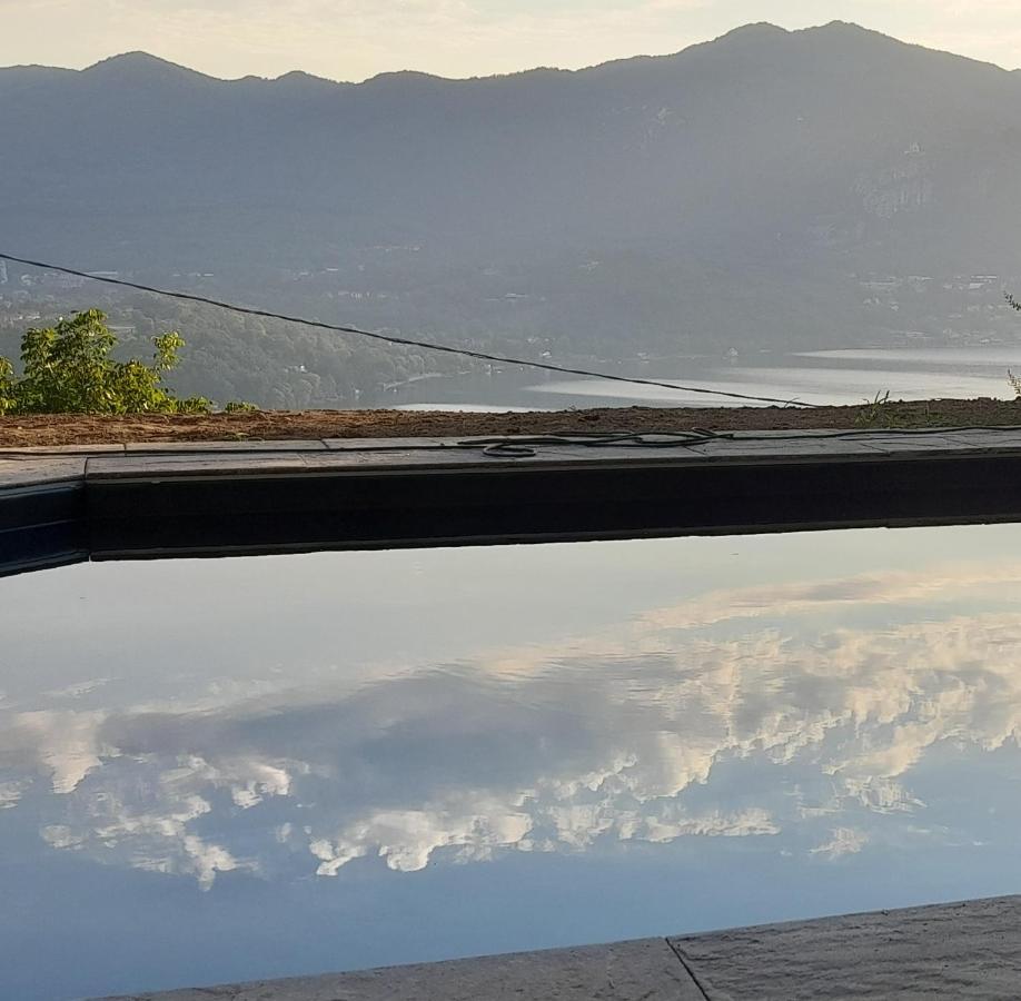 Cottage Sotto Il Faggio Centenario Ameno Buitenkant foto
