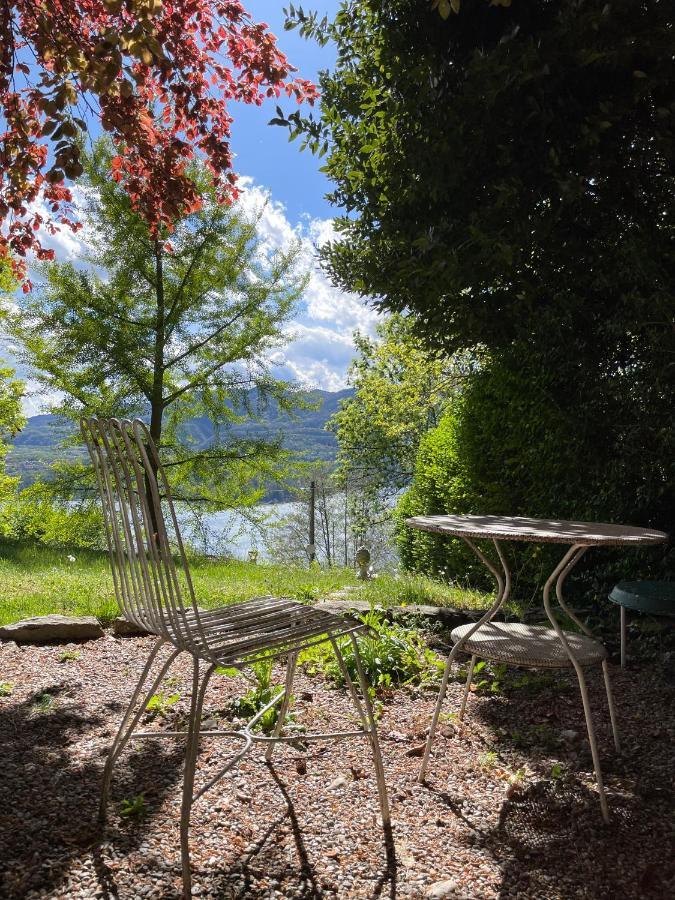 Cottage Sotto Il Faggio Centenario Ameno Buitenkant foto