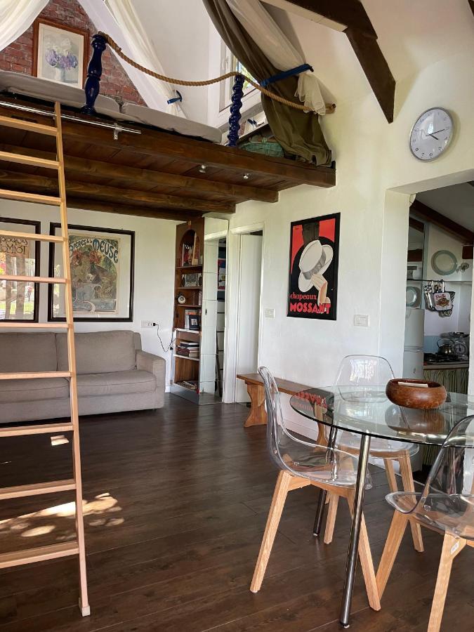 Cottage Sotto Il Faggio Centenario Ameno Buitenkant foto